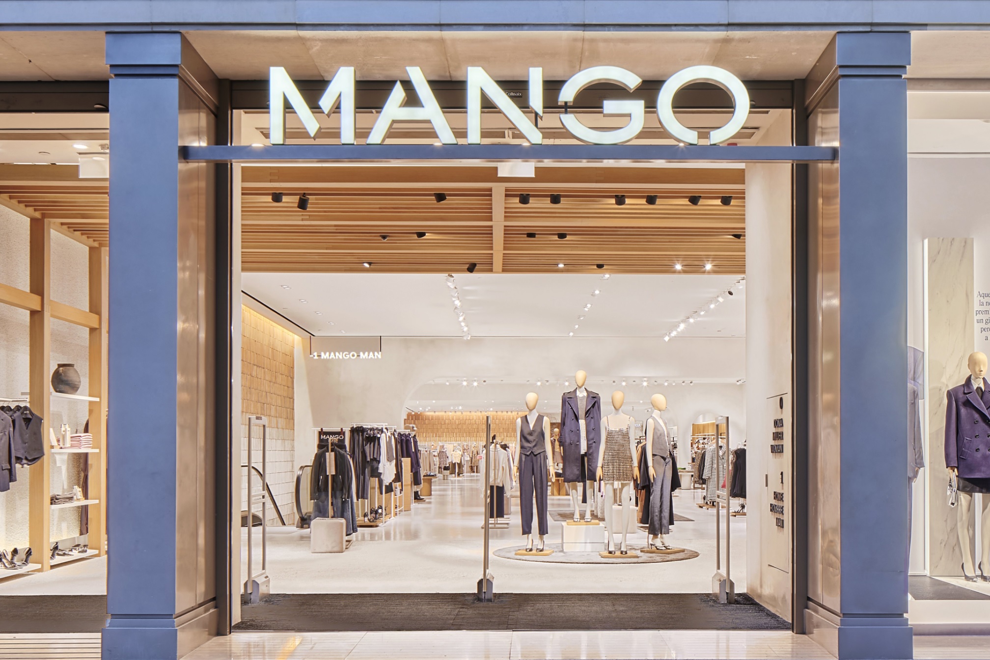 Shopping malls in the US welcome a number of new global brands